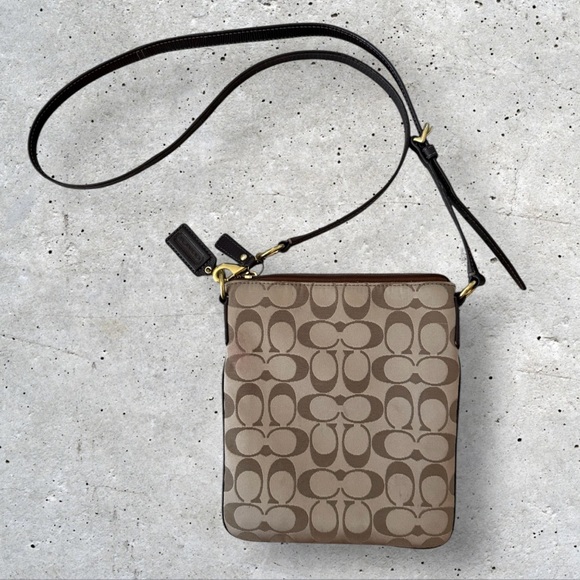 Authentic COACH Crossbody Purse - Picture 3 of 5